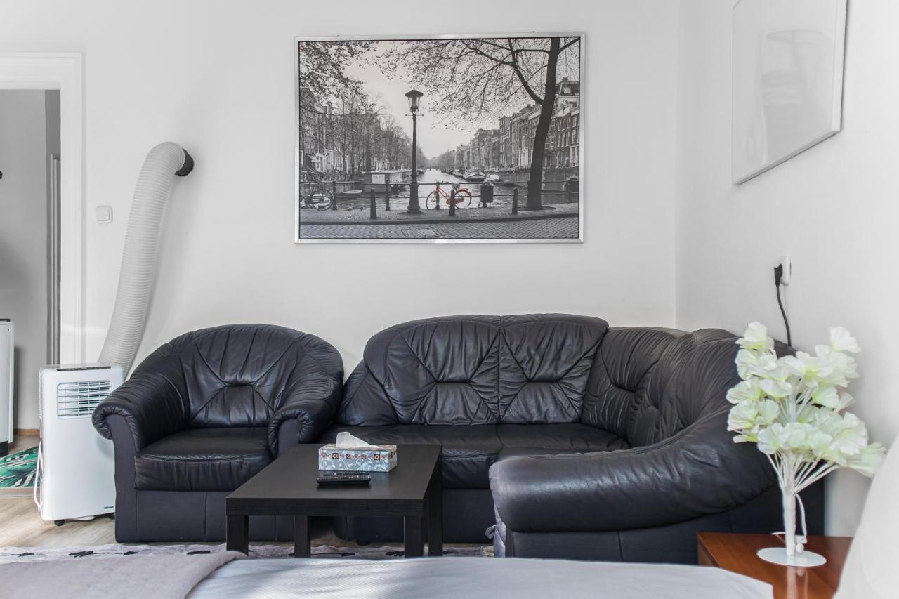 Ferienwohnung Cozy 1Br Apt. Near Millenium Tower & Danube River Wien Exterior foto
