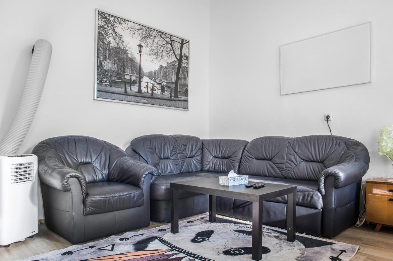 Ferienwohnung Cozy 1Br Apt. Near Millenium Tower & Danube River Wien Exterior foto